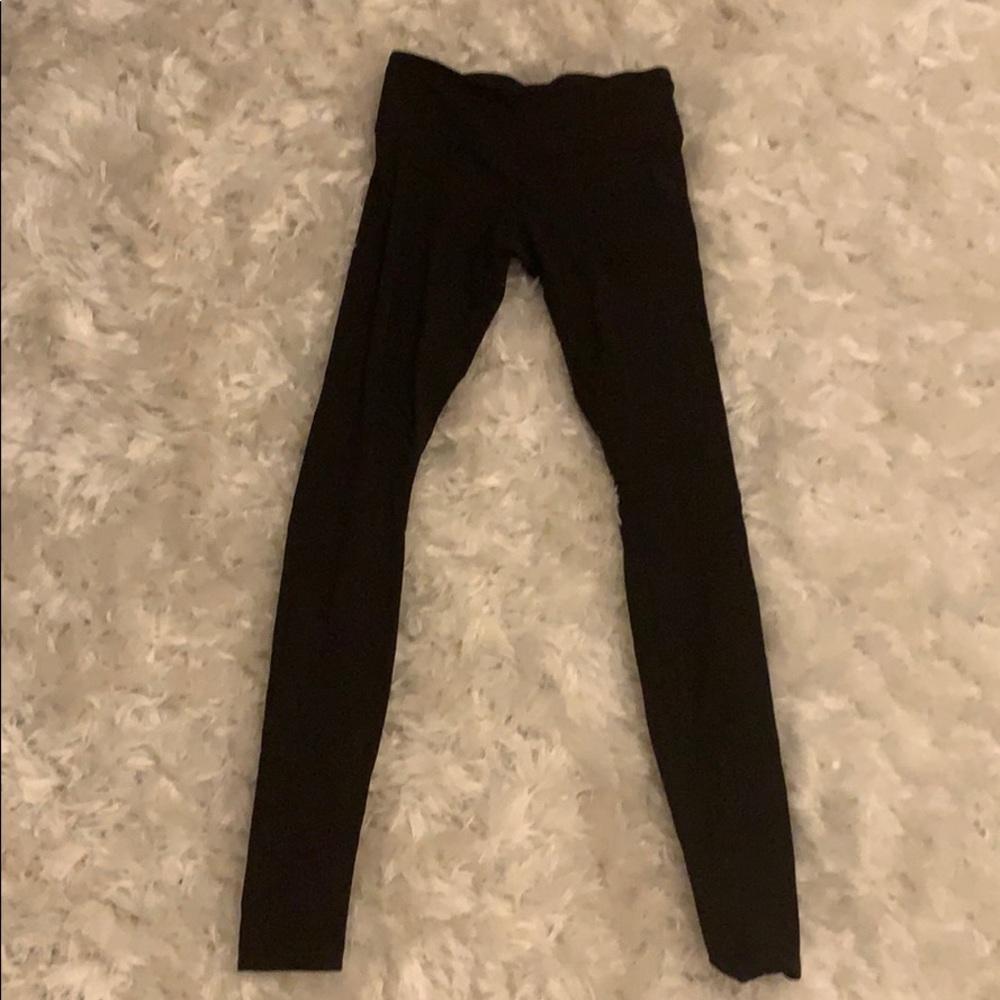 Black Lululemon leggings